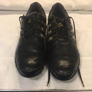 Used Addidas golf shoes.
